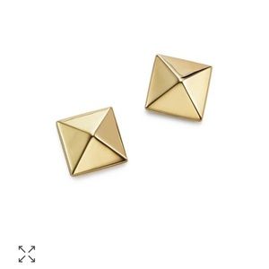14k Yellow Gold Pyramid Post Earrings
